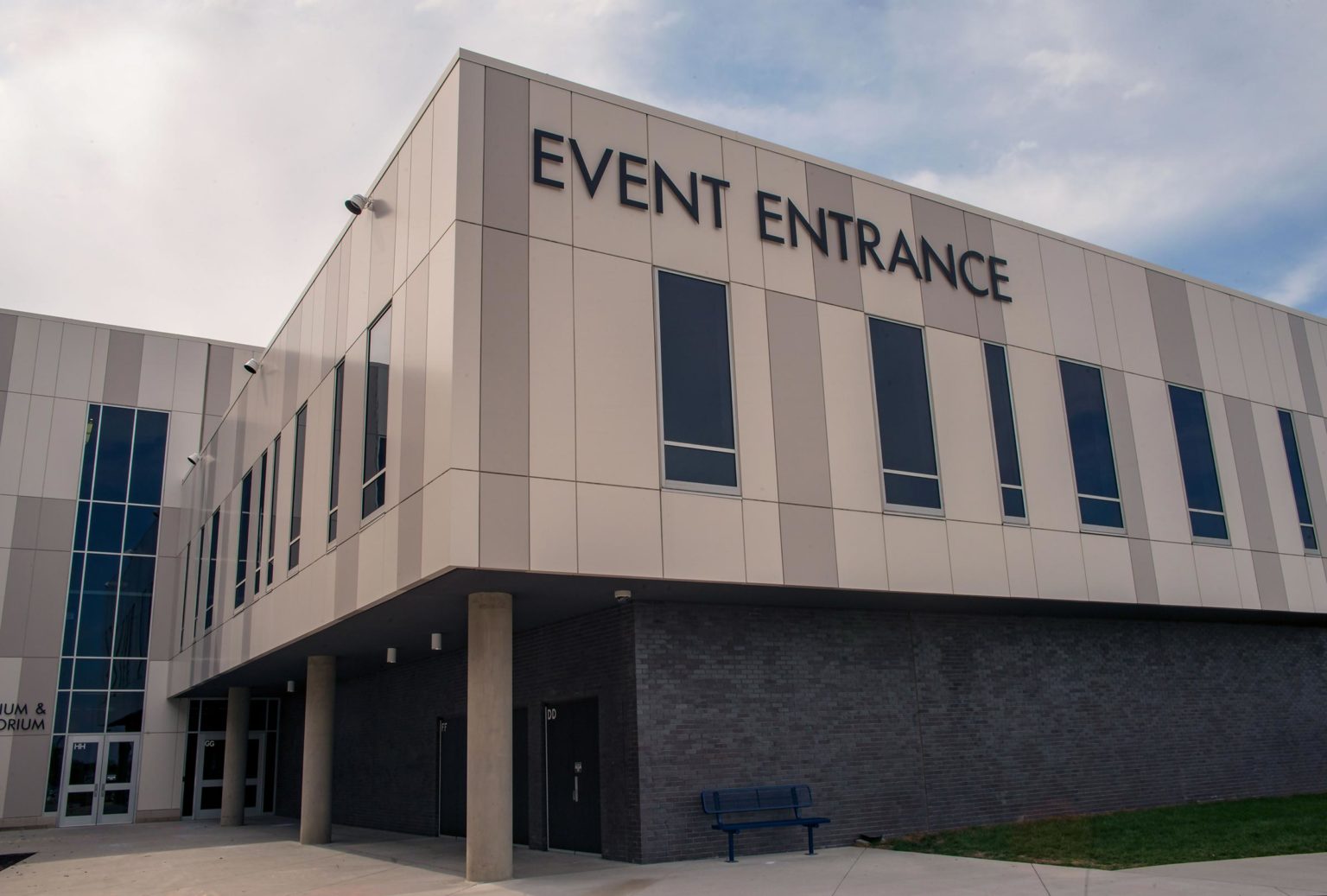 Olathe West High School